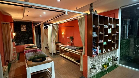 Heals Spa and Barbershop