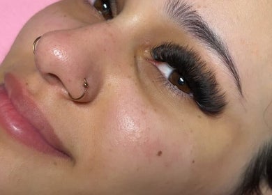 Close-up of eyelash extensions from Yeg Lash Plug in Edmonton, Alberta, CA showcasing flawless application.