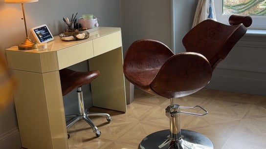 Peaches & Pearls Studio