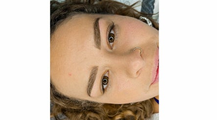 Image de Studio Brows and Lashes 2