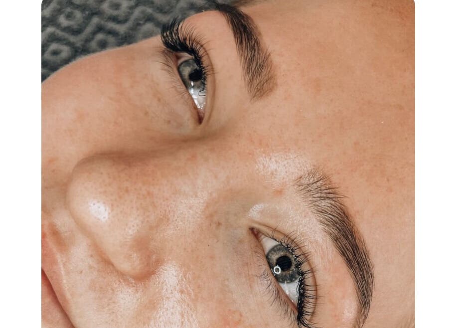 Close-up of perfectly groomed lashes at Studio Brows and Lashes, Gqeberha, Eastern Cape, ZA.