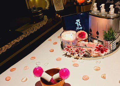 Luxurious spa setup with decor and candles at Rody Luxury Home Spa, Dubai, Dubai, AE.