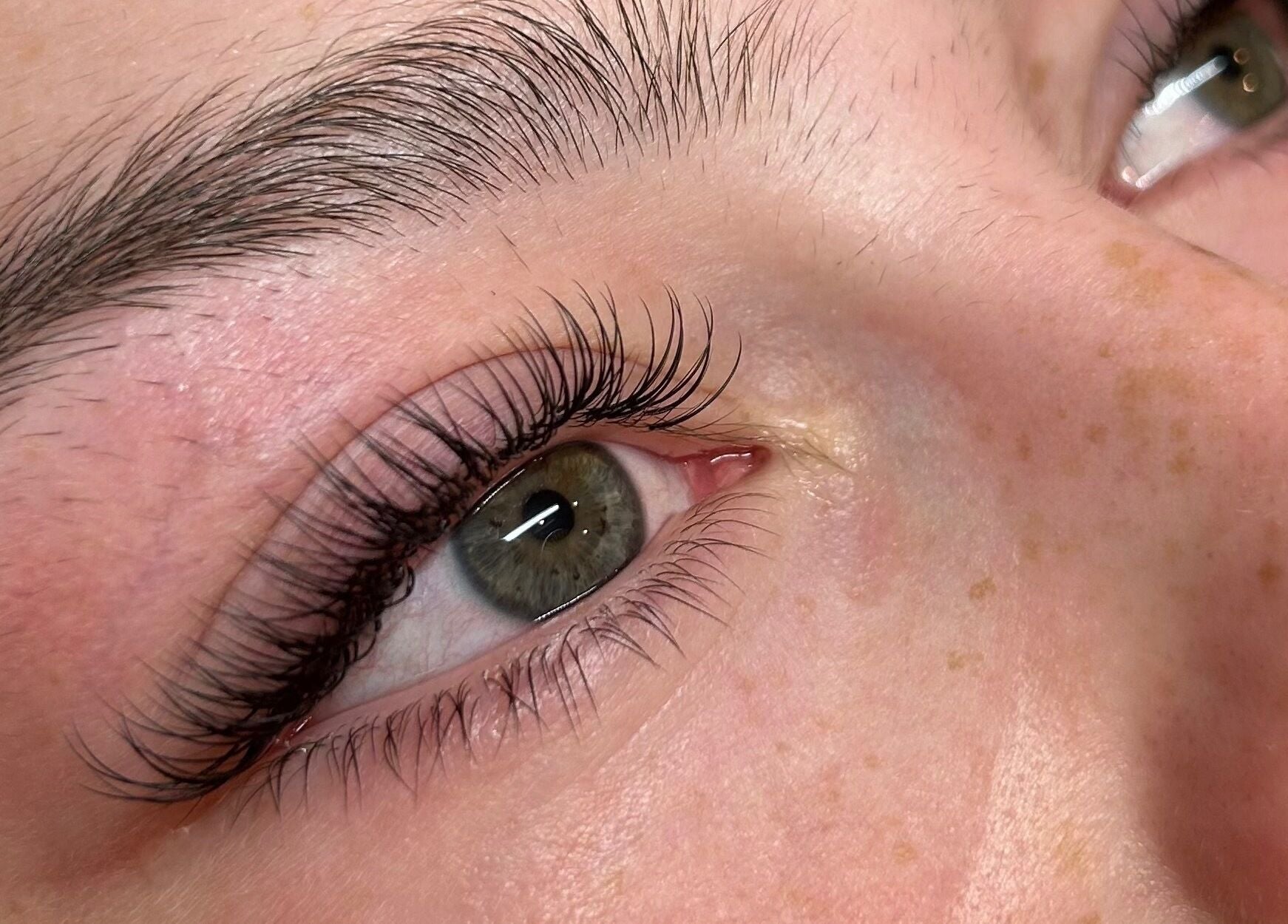 Close-up of expertly styled eyelashes at Blinkingxbeauty, Dublin, County Dublin, IE for lush beauty.