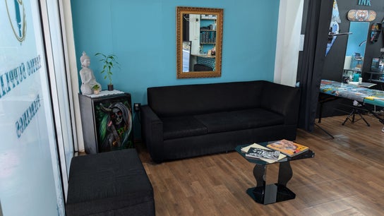 Ibend Tattoo Parlour