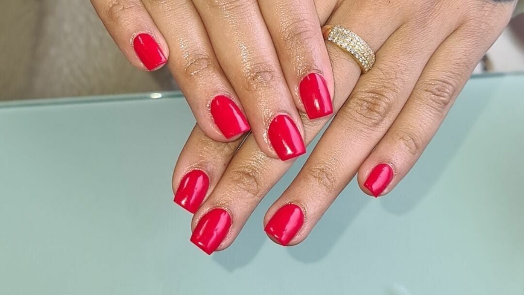 Rouge Nails and Beauty 358360 Stratford Road Entrance on Poplar Rd