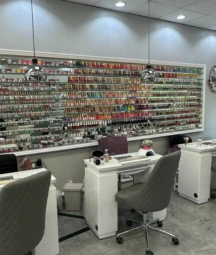 Taylah Nails - Beckenham image 2