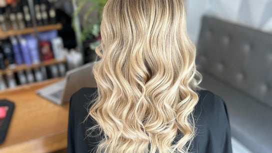 Adele Branch Hair