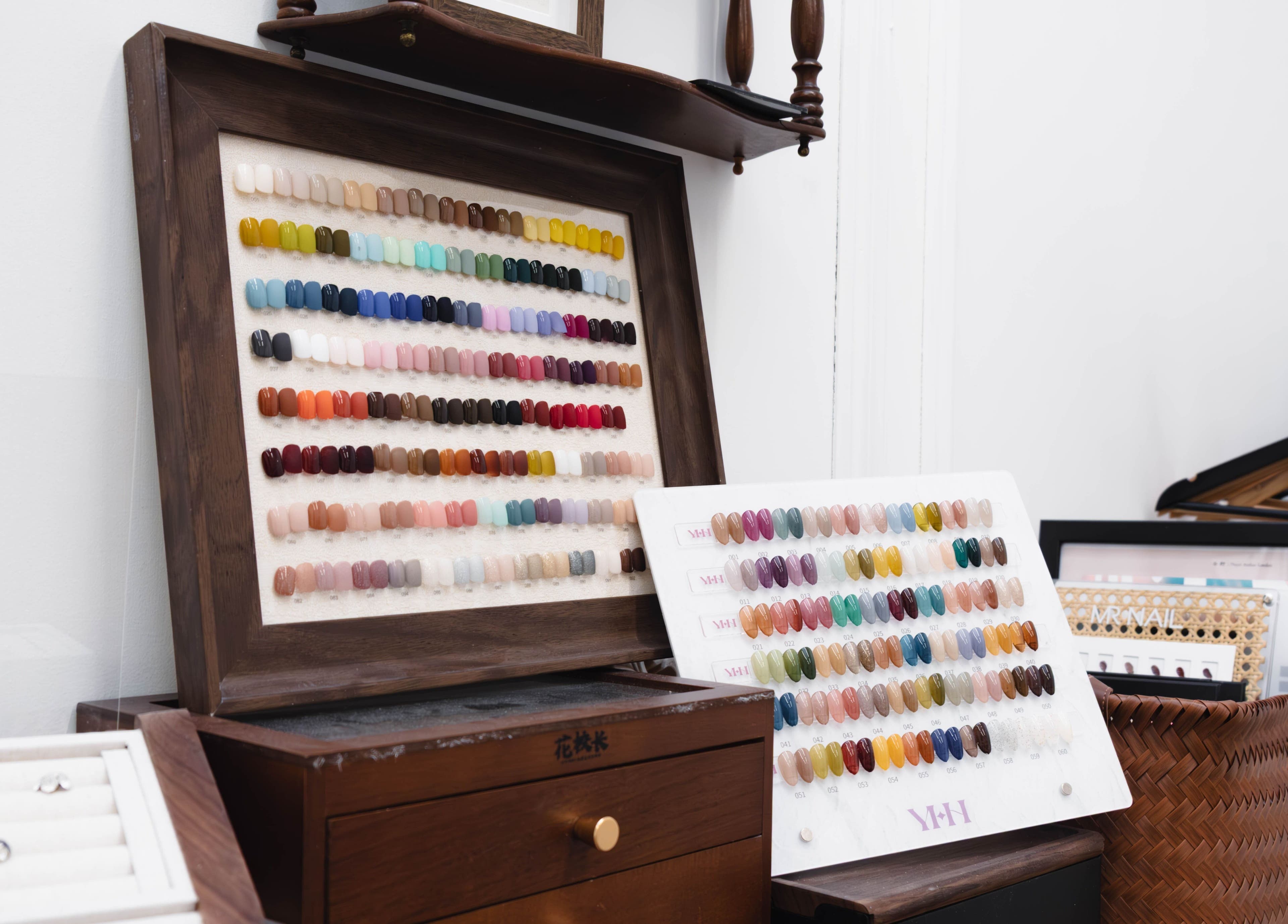 Nail polish color options displayed at Nayii Atelier奈野, London, England, GB. Elegant and diverse selection.