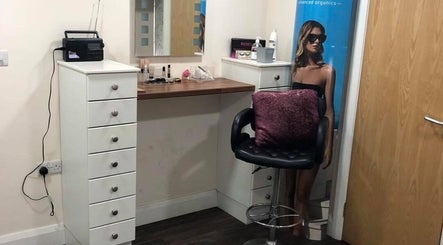 Jenna Mc Kenna Pro Hair imej 3