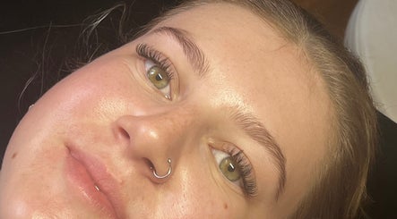 Em beauty and massage