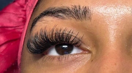 BBYS LASHES imagem 3