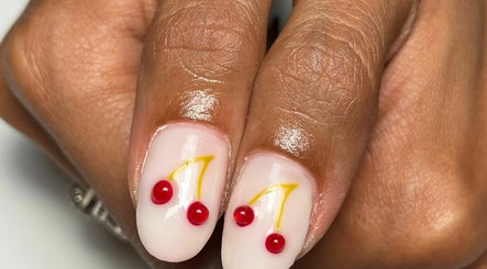 Εικόνα Cherry Nails 3