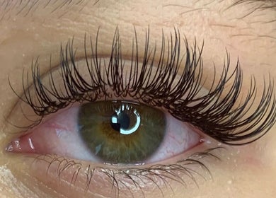 Close-up of expertly done lashes at Sleeping Beauty by Phoebe, Melbourne, Victoria, AU.