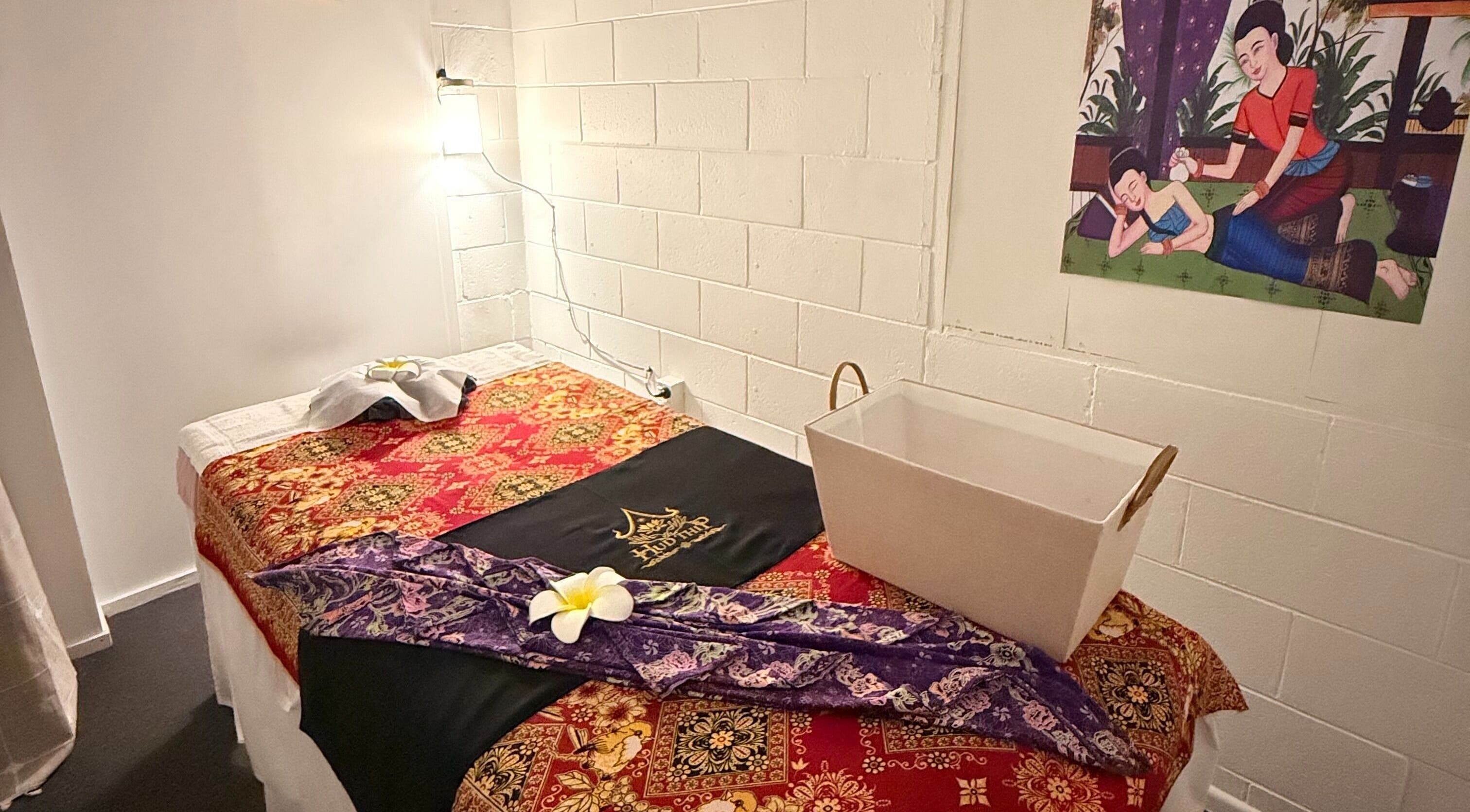 Cozy massage room at Hudthip Thai Massage & Nail Art, Auckland, NZ. Traditional design and relaxing ambiance.