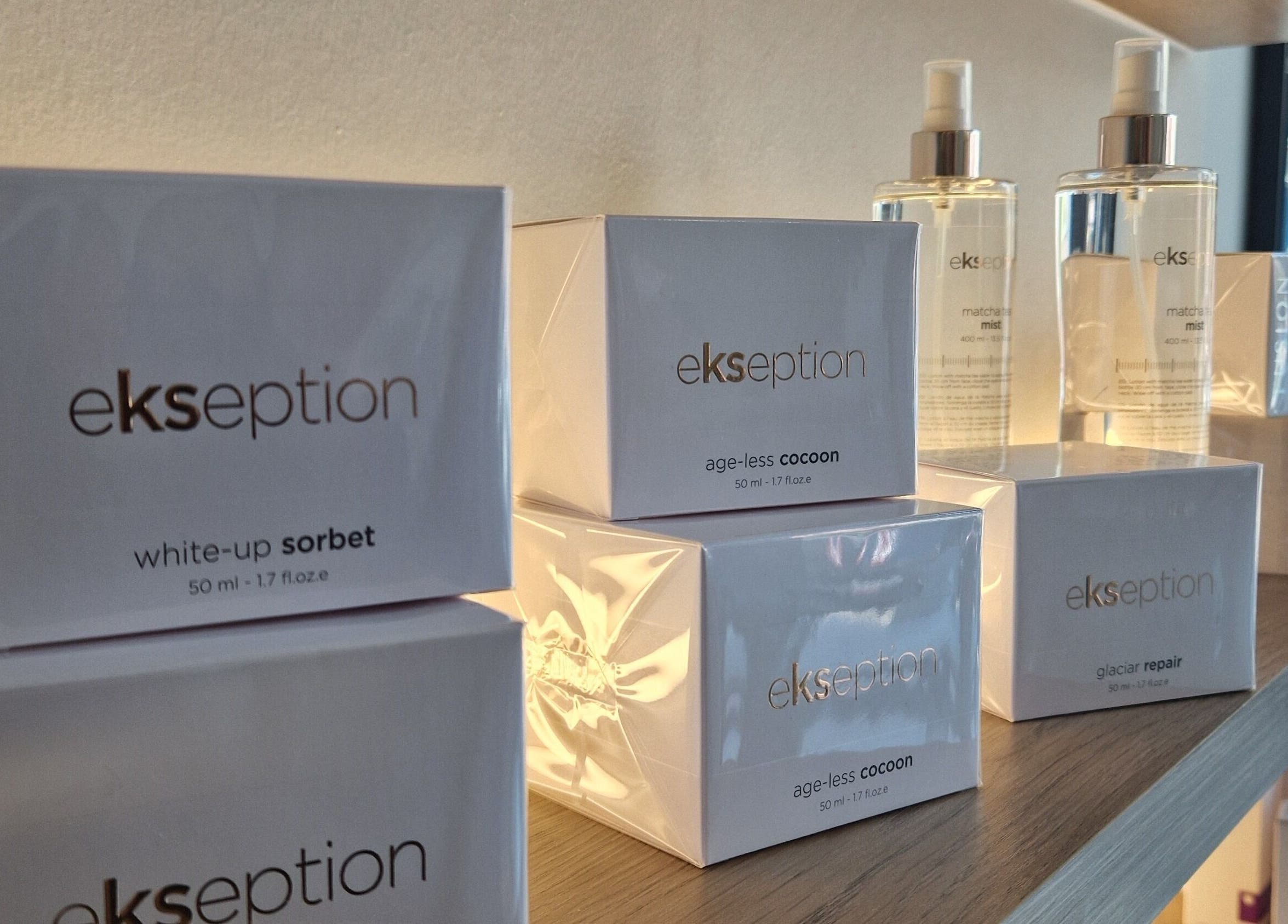 Προϊόντα ομορφιάς ekseption στο Avra Ινστιτούτο Αισθητικής, Γαλάτσι, GR.