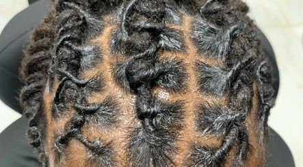 Glamazon Salon image 3