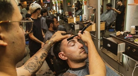 Salvatore Men’s Hair Salon - Dino mall – obraz 3