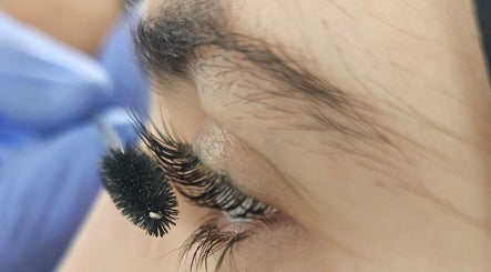 Lashluxe Dt
