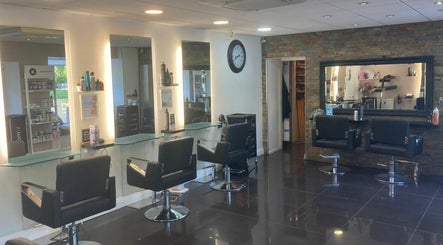 Duo Hair and Beauty Lounge, bild 3