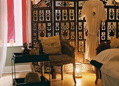 OMH Therapies Yoga & Meditation Studio Edinburgh offers a tranquil massage space in Edinburgh, Scotland, GB.