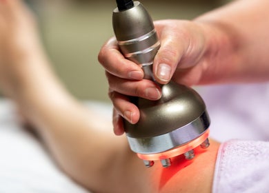 Advanced beauty treatment in session at OMH Therapies Yoga & Meditation Studio Edinburgh, Scotland, GB.