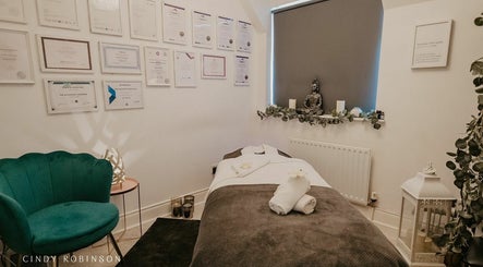 Zerenity Holistic Massage & Sports Therapy Bild 2