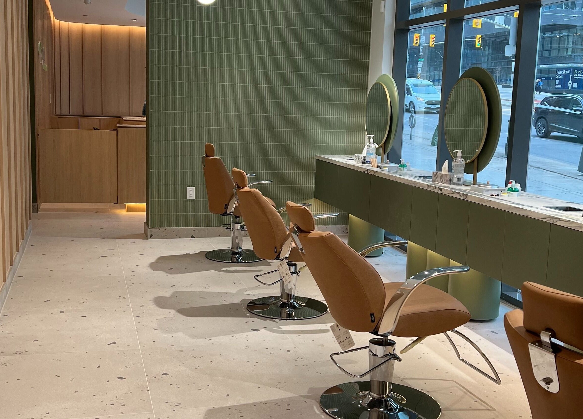 Chic salon chairs at Prayosha Threading & Wax Bar @ Spadina, Toronto, Ontario, CA. Modern and stylish beauty space.