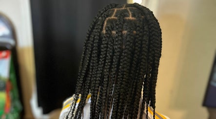 Image de Queen V Braided Me 3