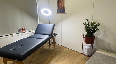 Dr Knowles Aesthetics - Edgbaston