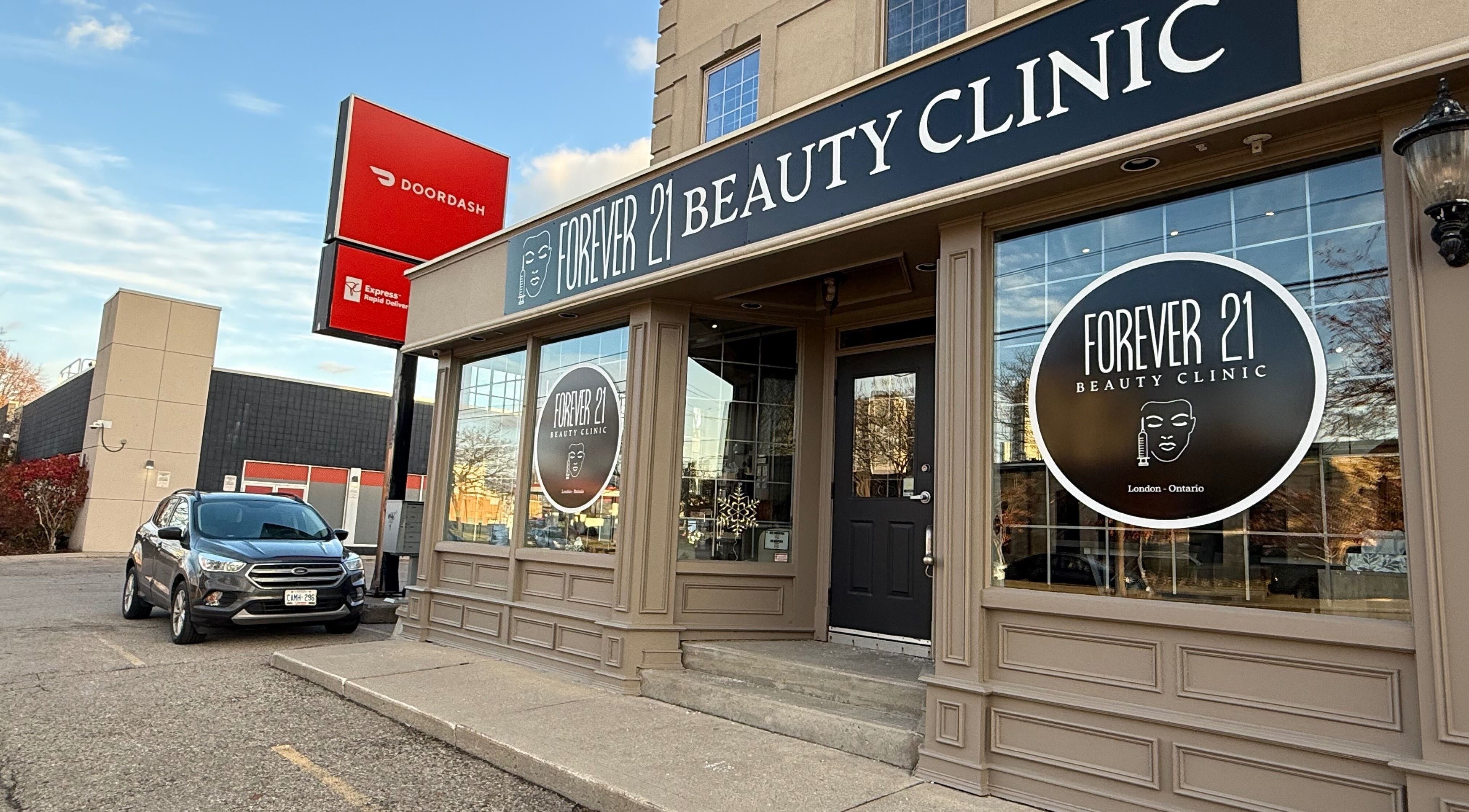 Exterior view of Forever 21 Beauty Clinic in Mississauga, Ontario, CA.