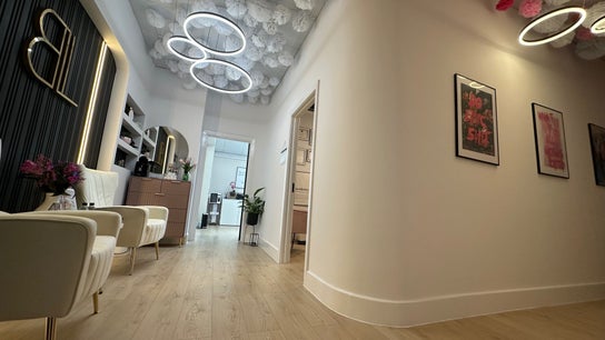Brow Lab by Anna & Êlevê / Bury St Edmunds