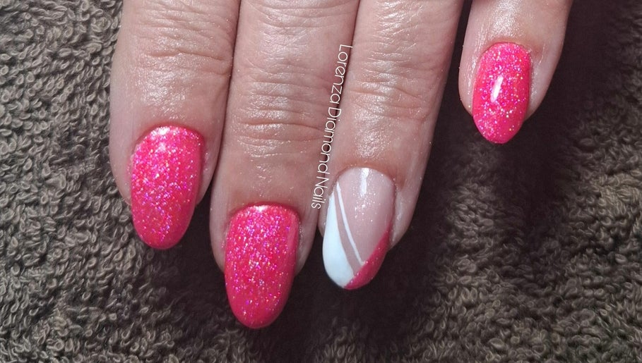 Lorenza Diamond Nails 1paveikslėlis