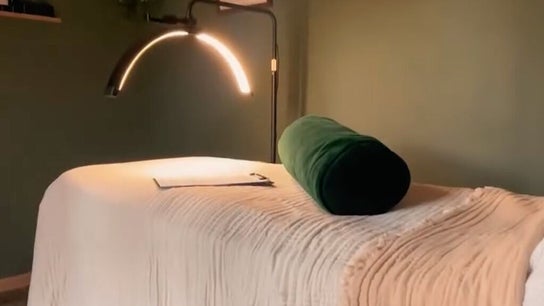 Om Holistic - The Studio 2