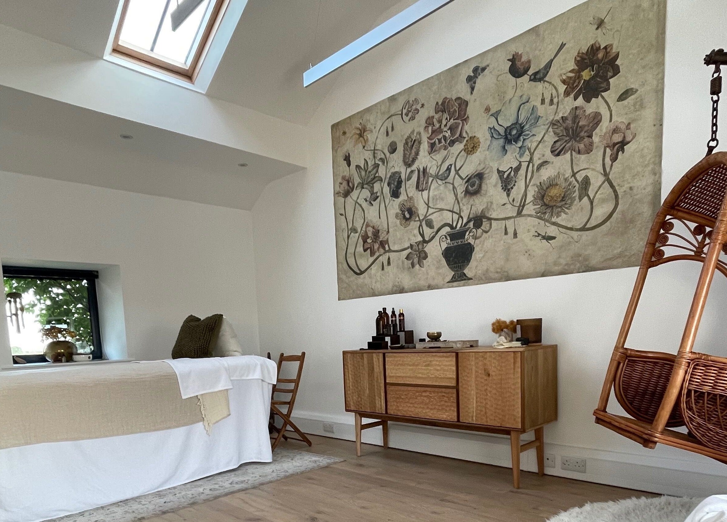 Elegant therapy room at The Bothy – A Sanctuary By ōm Holistic, Harrogate, England, GB depicting tranquil decor.