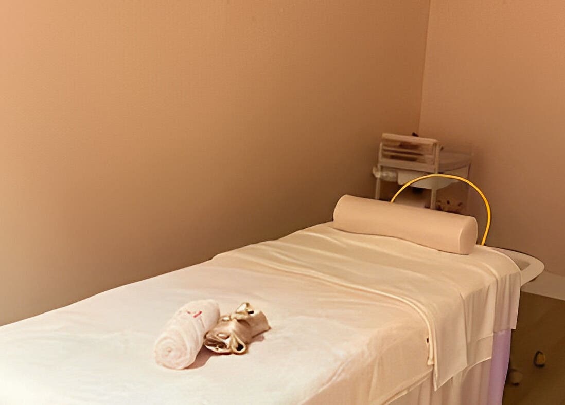 Massage room at JU Spa offers serene relaxation in Thành Phố Hồ Chí Minh, Thành Phố Hồ Chí Minh, VN.