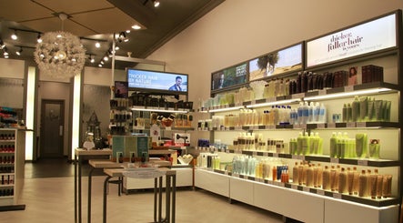 Eco Chic Aveda Bay Centre imaginea 3