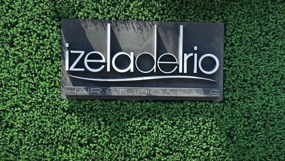 Izeladelrio Hair Studio & Nails image 1