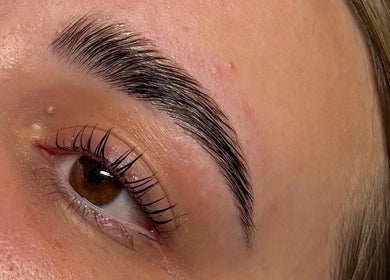 Perfectly groomed eyebrows at Beauty Bliss By Becca, Annan, Scotland, GB showcasing expert beauty treatments.