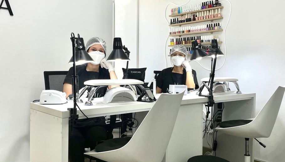 Nahia Nails Studio image 1