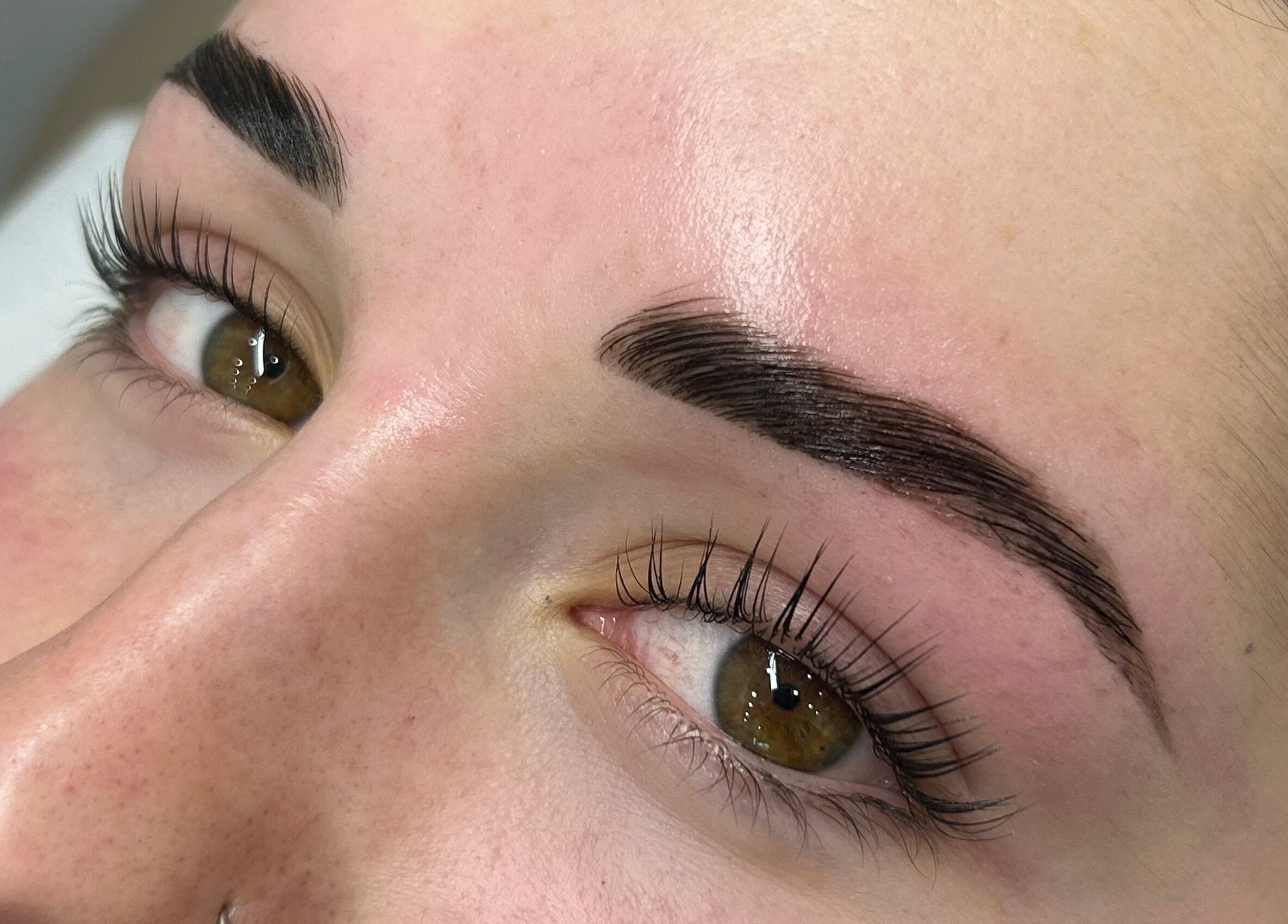 Eyebrow shaping at Charlotte J. Artistry in Brighton, South Australia, AU, showcasing detailed precision.