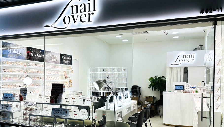 Nail Lover | Press-On Nails Singapore Salon – kuva 1