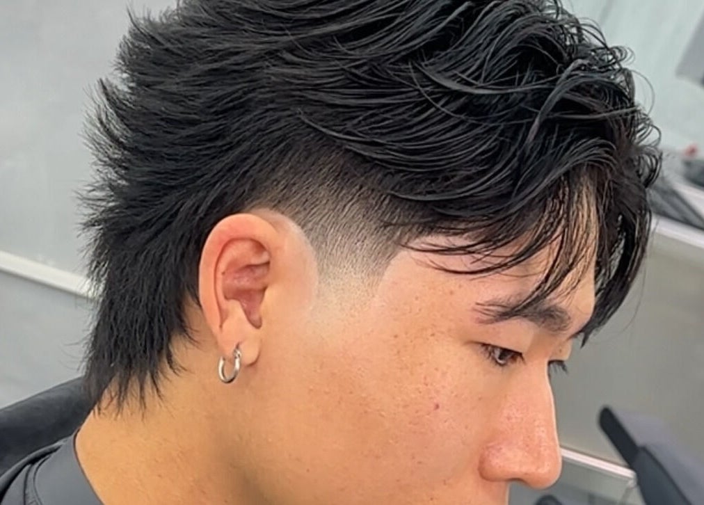 Modern haircut at StudioBlendz Barbershop, Southport, Queensland, AU. Sharp lines and sleek style.