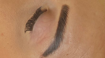 Groomed eyebrows at Izzy’s Beauty Room in Gloucester, England, GB showcasing expert styling and precision.