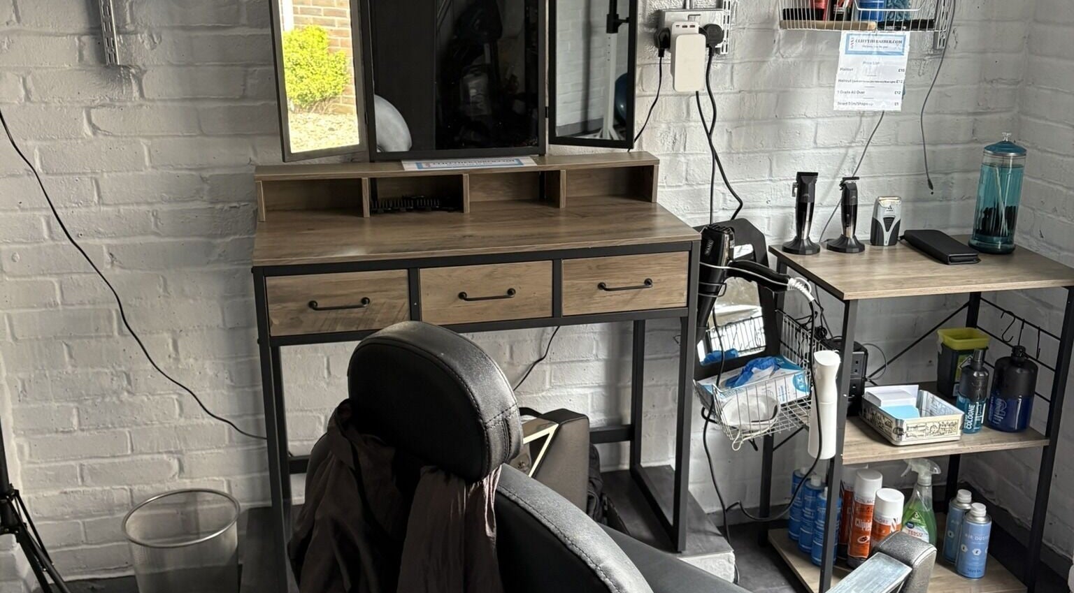 Organized barber station at Cliffthebarber.com (Runcton) in Runcton, England, GB.