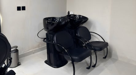 Immagine 2, Edge 90 - حافه ٩٠ المنار