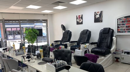 Posh Nail Art & Beauty - 264 East Barnet Road, bild 3