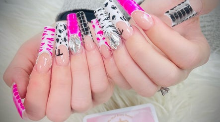 Posh Nail Art & Beauty 264 East Barnet Road En4 8 Td