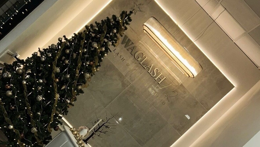 Εικόνα Kyras Lashes at Waglash 1