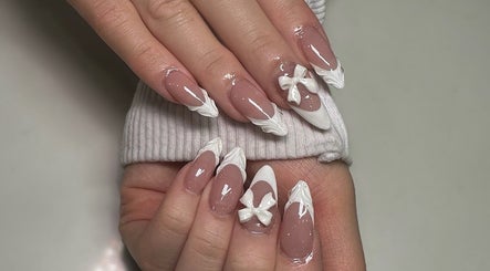 Hazel Nailedit