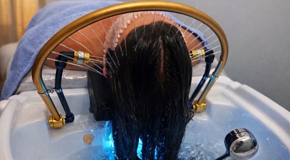 Luxurious head spa treatment at Happy Head Spa, Burleigh Heads, Queensland, AU, enhancing relaxation and well-being.